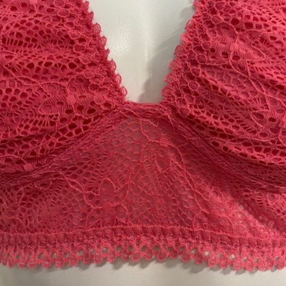 Victoria's Secret Plunge Halter Bralette Size Med - Picture 3 of 9
